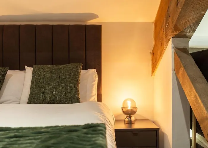 Luxury With Jacuzzi *