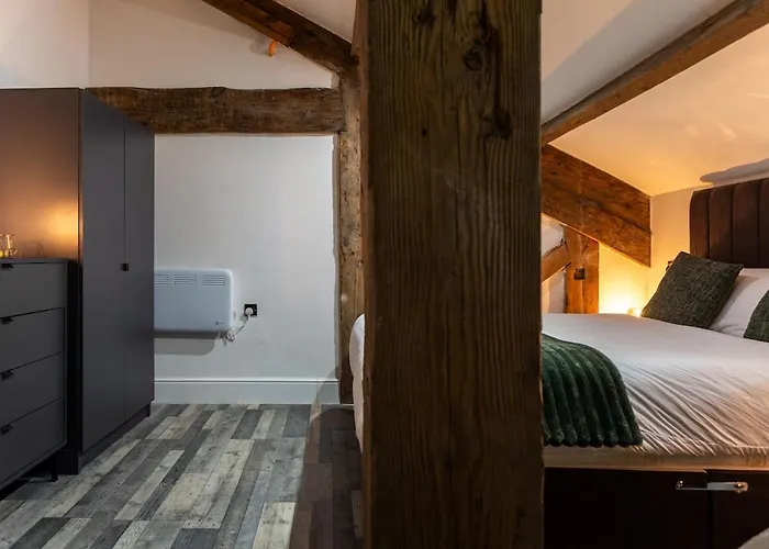 Luxury With Jacuzzi * Брадфорд