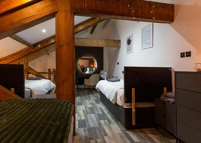 Luxury With Jacuzzi Апартаменты *